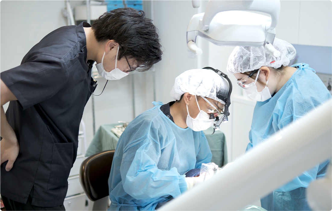 インプラントの知識と技術が習得できる。